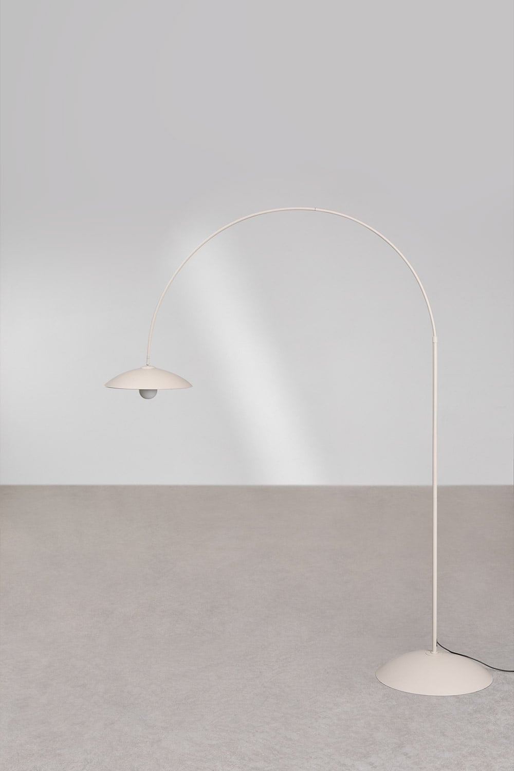 Lomira Stehlampe aus Eisen, Galeriebild 5