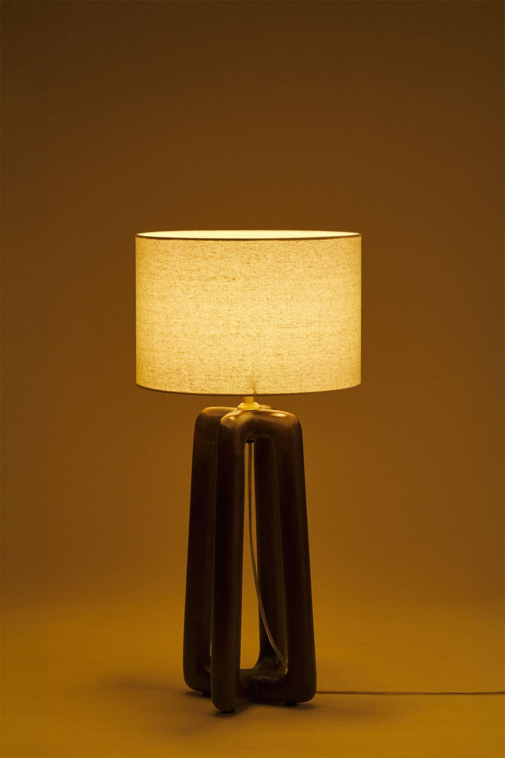 Mangoholz-Tischlampe Lureva, Galeriebild 5