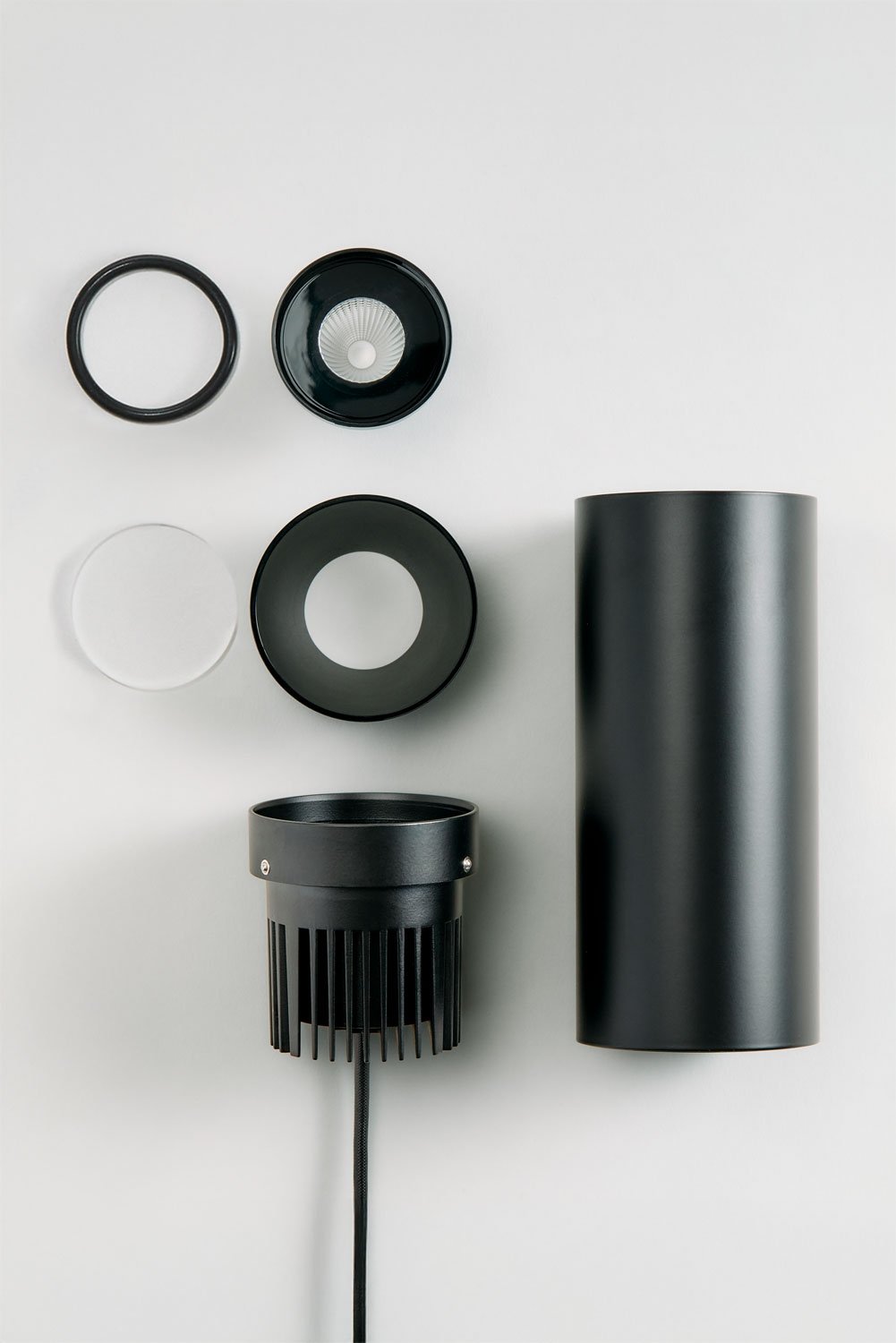 Pack mit 2 LED-Deckenaufbauleuchten Ø7,2 cm für den Außenbereich aus Aluminium mit sanftem Ein- und Ausschalten Luisiana, imagen de galeria 8