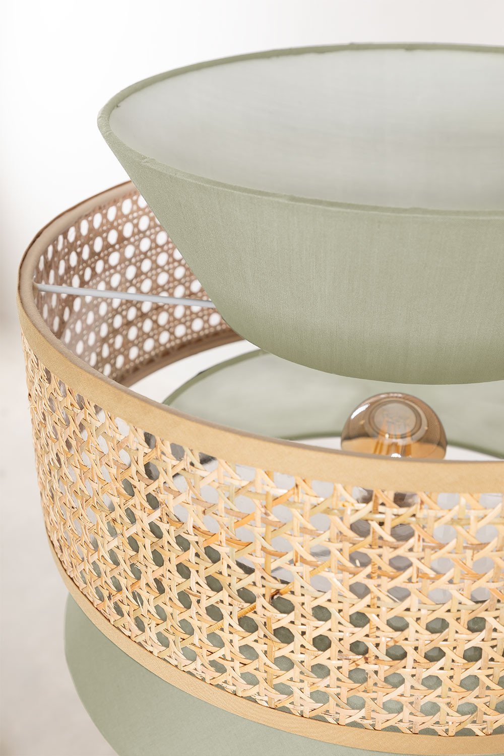 Stehleuchte aus Rattan Yereh, Galeriebild 5