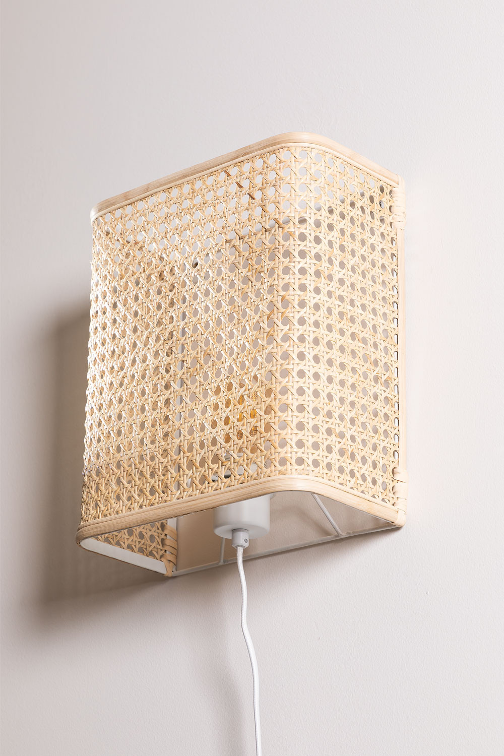 Lámpara de Pared en Ratán Naoke SKLUM