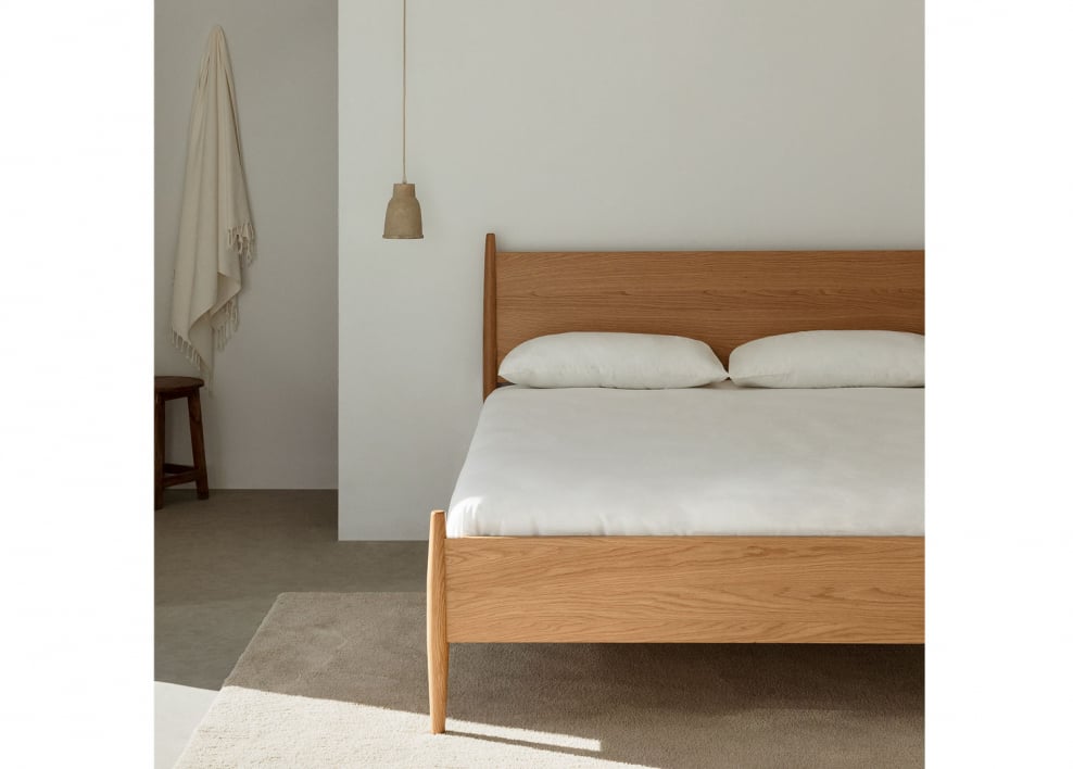 Cama para colchón 160x200cm en madera natural Indira