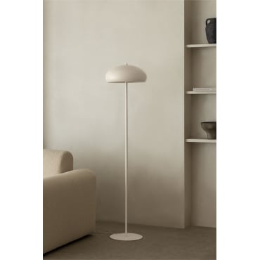 Lámpara de pie en hierro Hilma