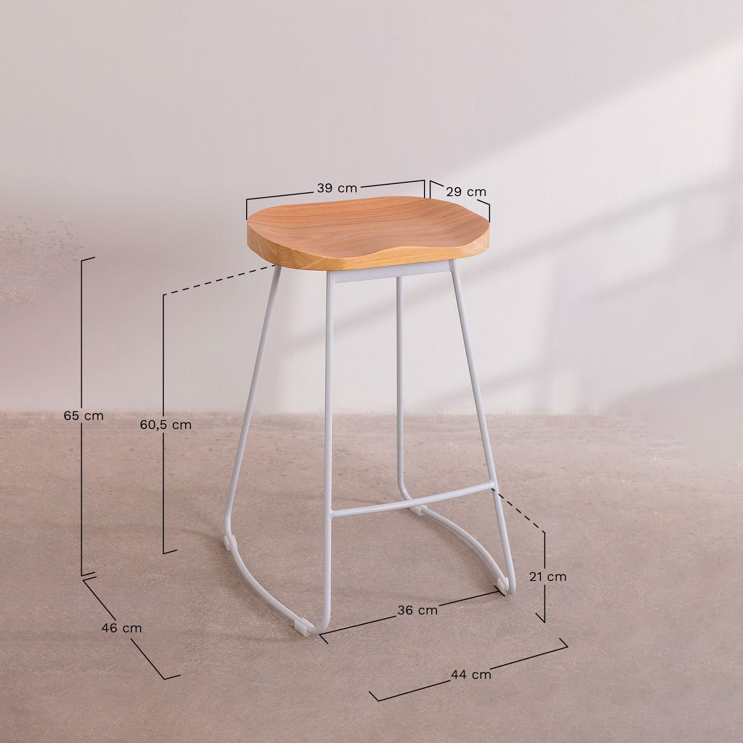 Taburete alto en acero y madera de olmo Neicol, medidas