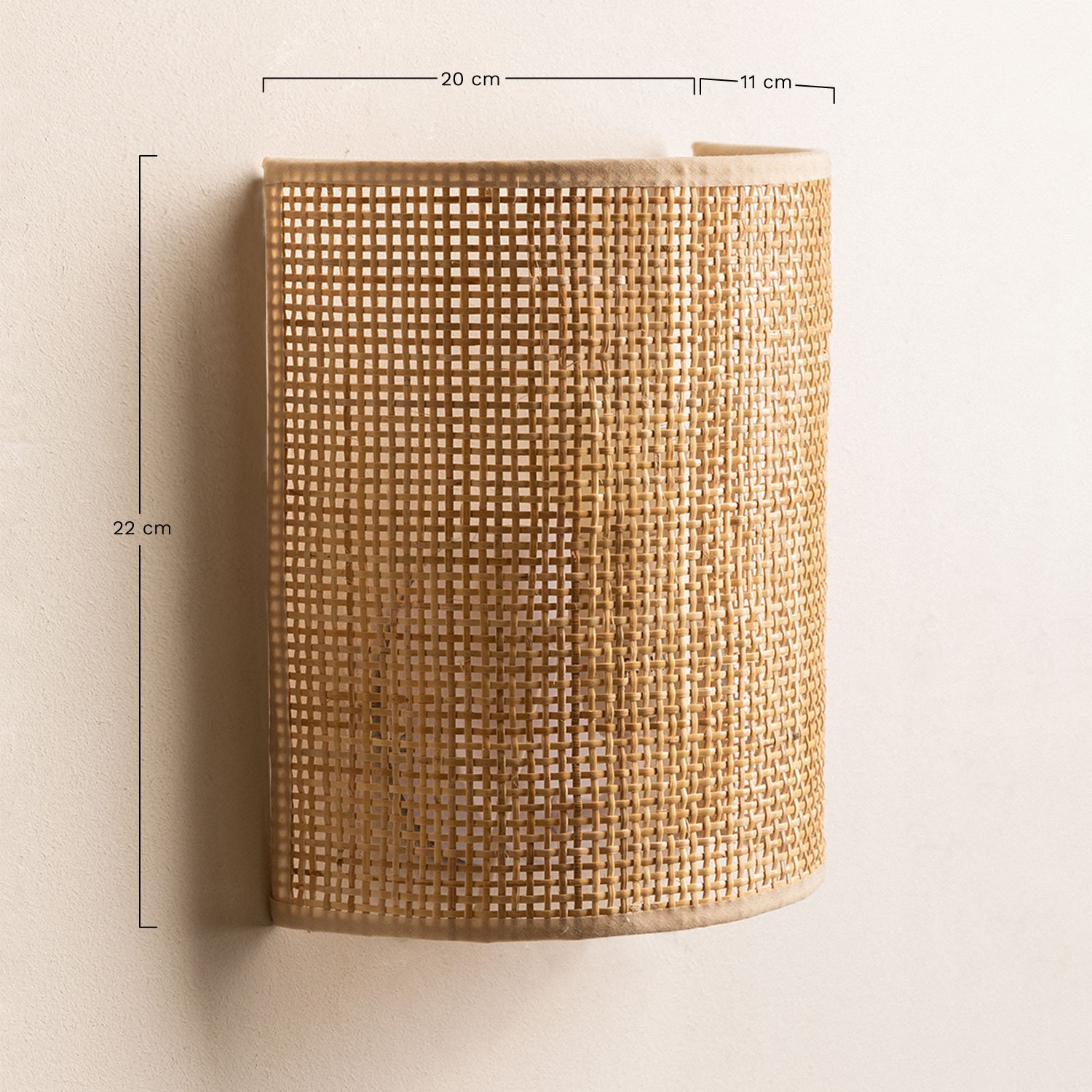 Aplique de Pared en Ratán Ytse, medidas