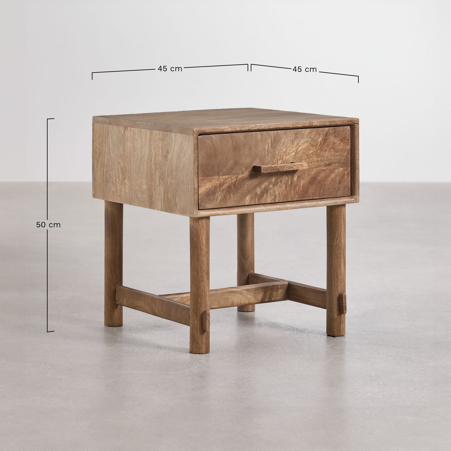 Pack de 2 mesitas de noche 45x45 cm en madera de mango Aloma, medidas