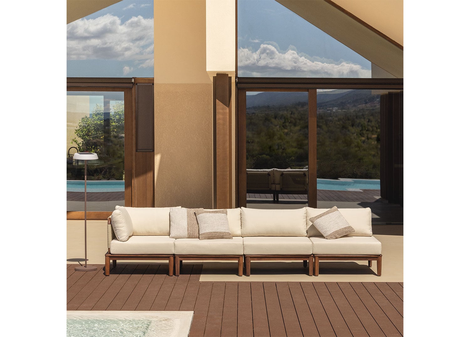 Sofá modular de jardín esquinero de 4 piezas en madera de acacia Giulia