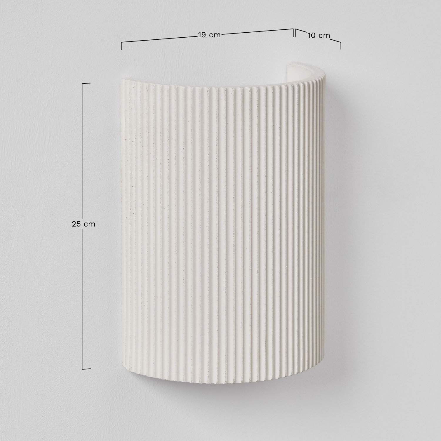 Aplique de pared en hormigón Yuca, medidas
