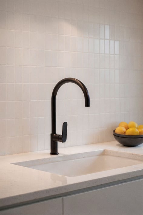 Grifo de cocina con caño alto en latón Alameda