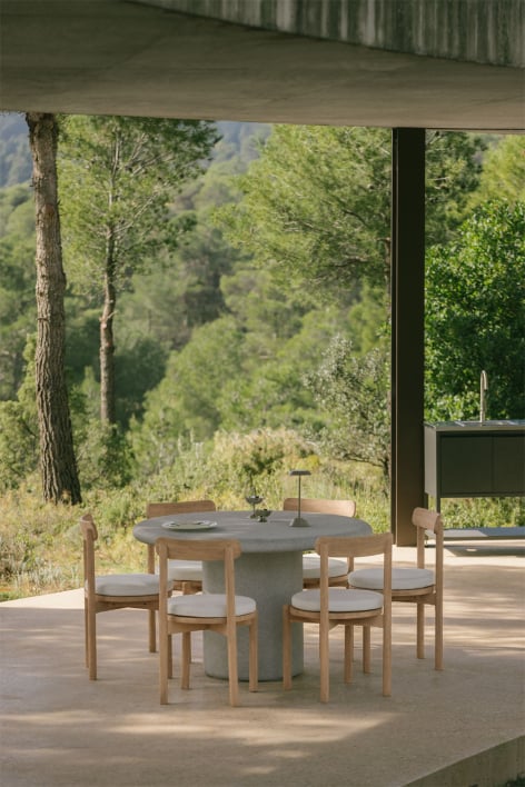 Set de mesa redonda Ø120 cm en cemento Emiria y 6 sillas de jardín en madera de acacia Nualis