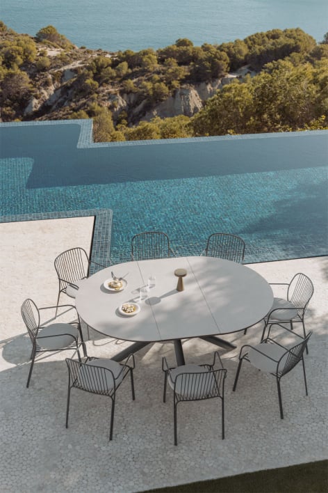 Set de mesa 145-200x145 cm extensible en aluminio Begur y 8 sillas de jardín con reposabrazos en acero Anerina
