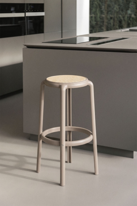 Taburete alto 75 cm en polipropileno marrón moka Omara