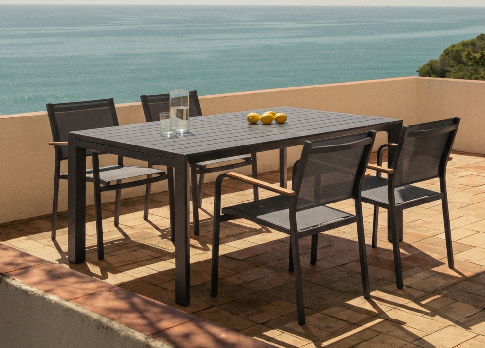 Set de mesa 180-240x100 cm extensible Starmi y 4 sillas de jardín apilables en aluminio Archer