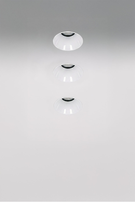 Pack de 3 downlights LED empotrables sin marcos trimless redondos Ø3,6 cm en aluminio Orelva