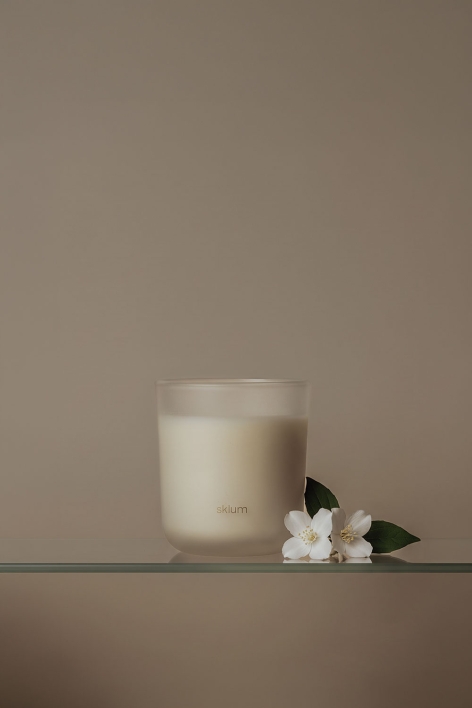 Vela aromática en vidrio Pure Linen