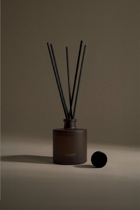Ambientador mikado 100 ml en vidrio Amber Woods