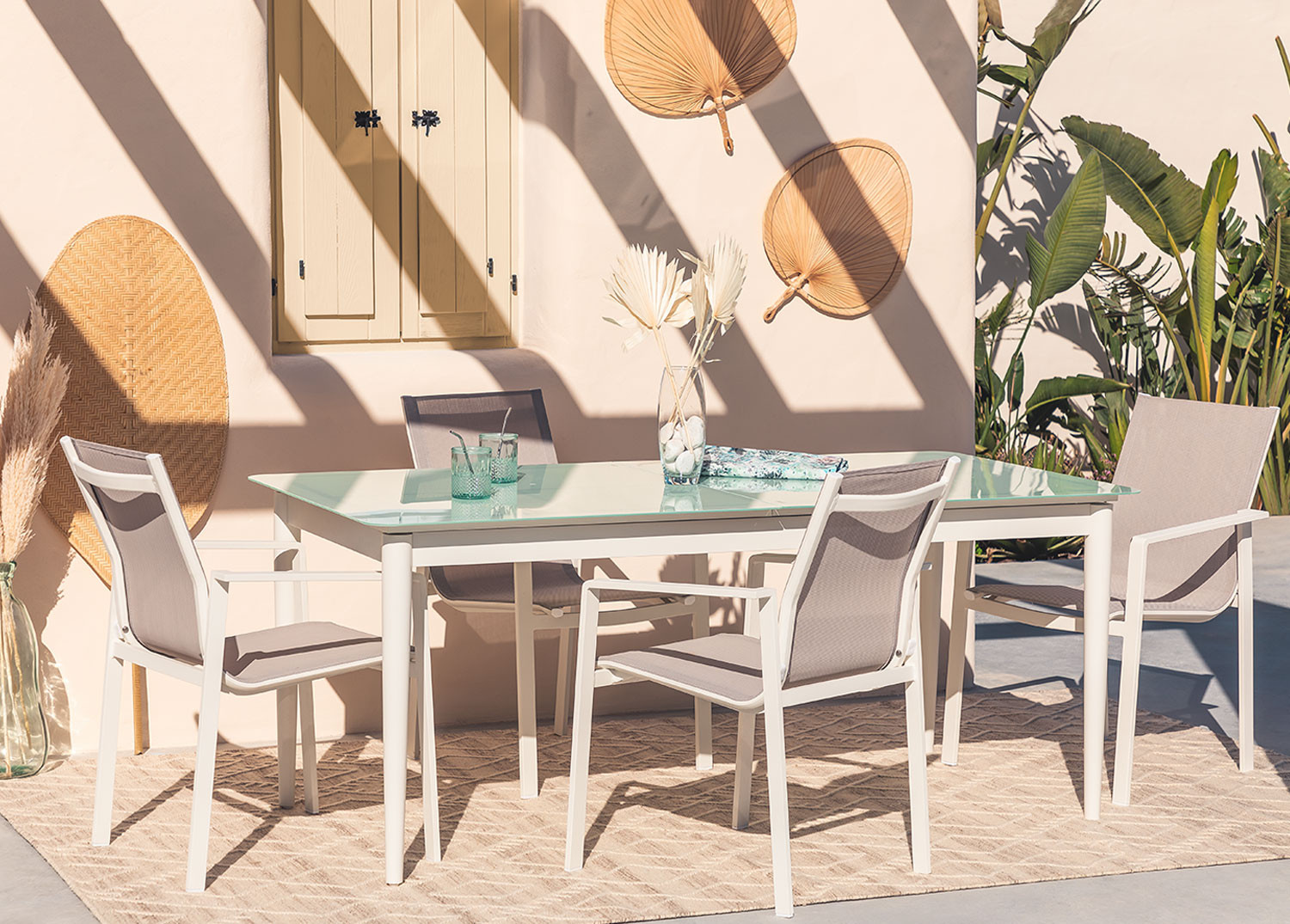 Set Mesa Extensible (180-260 cm) Hari & 4 Sillas de Jardín Eika - SKLUM