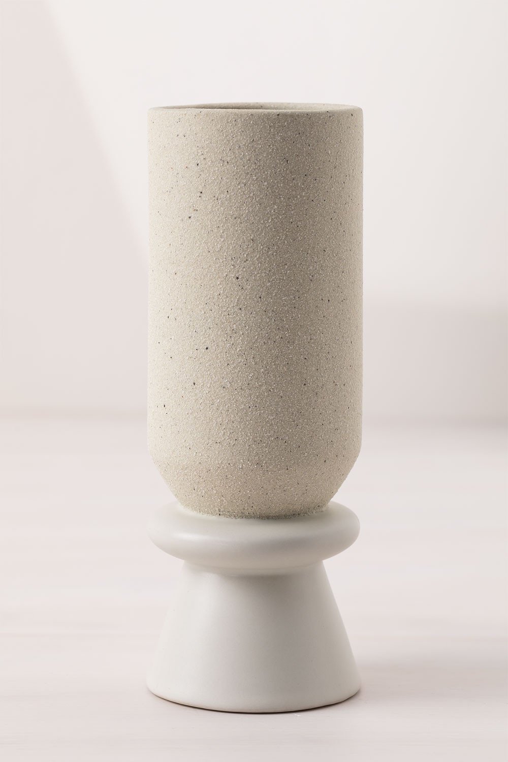 Jarrón en Cerámica Kiob, imagen de galer&iacute;a 3