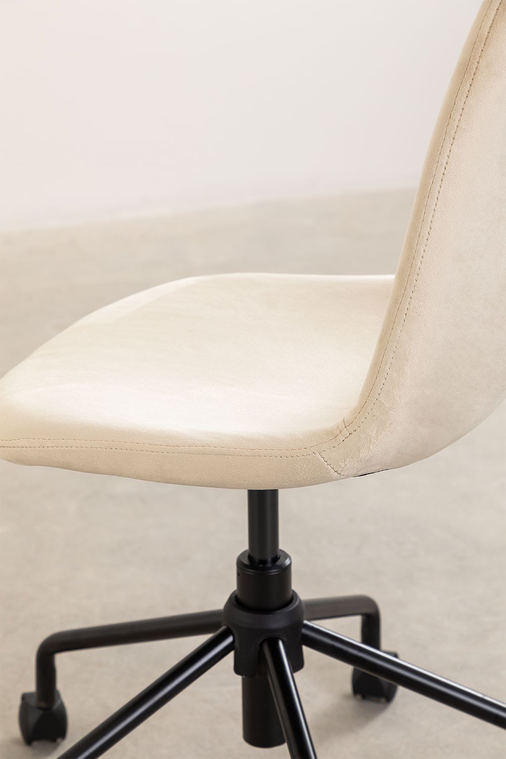 Silla de escritorio en terciopelo Glamm           , imagen de galería 4