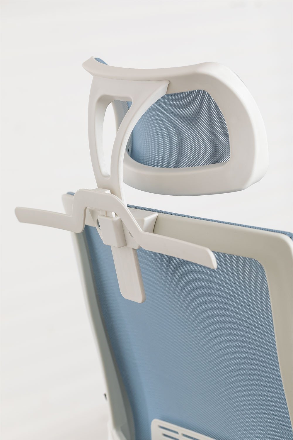 Silla de oficina con ruedas y reposabrazos en polipropileno Teill Colors , imagen de galería 7