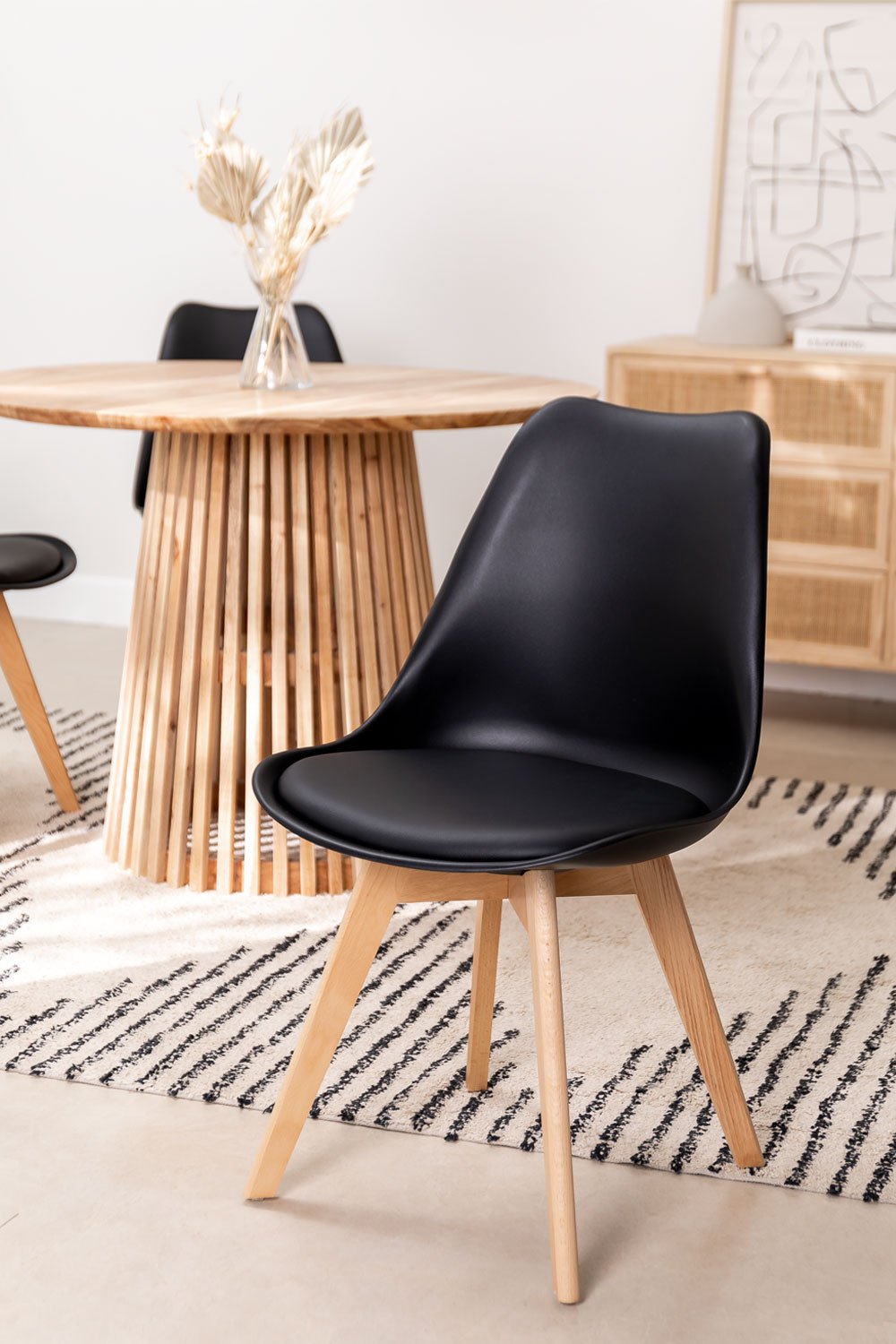 Silla de comedor Nordic , imagen de galería 1