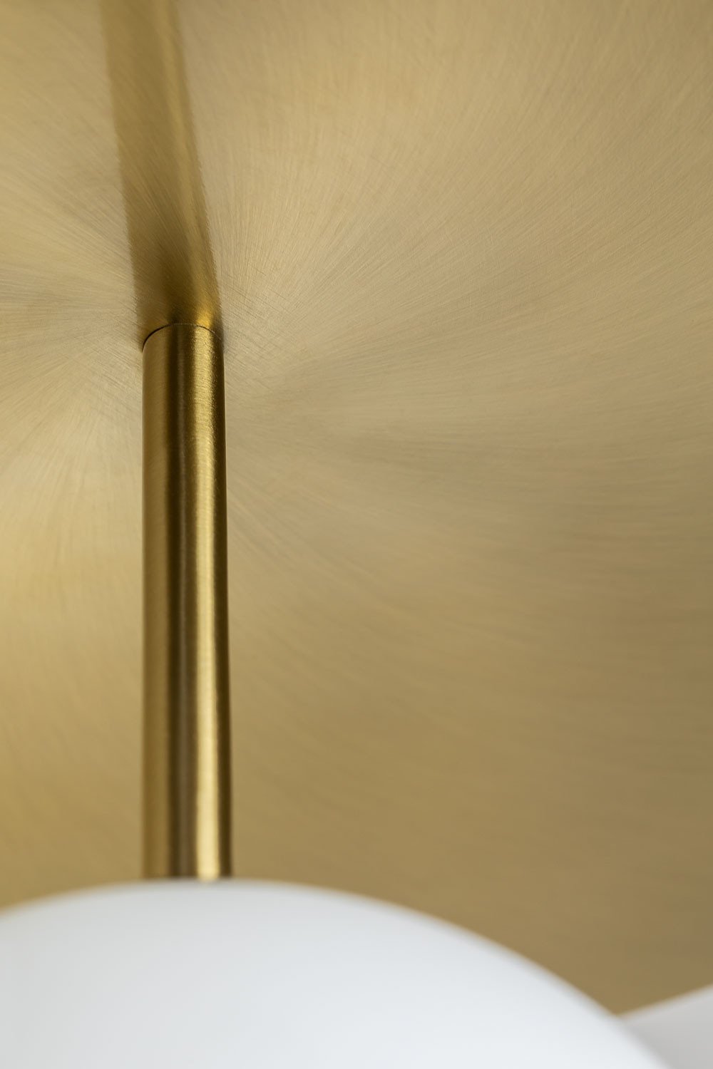 Plafón en hierro con bola de cristal Uvol , imagen de galería 6