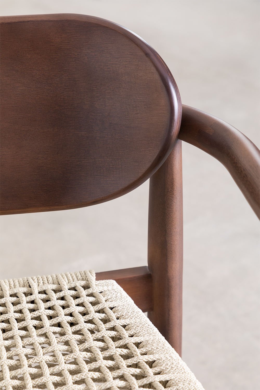 Silla de jardín con reposabrazos en madera Naele Vintage  , imagen de galería 6