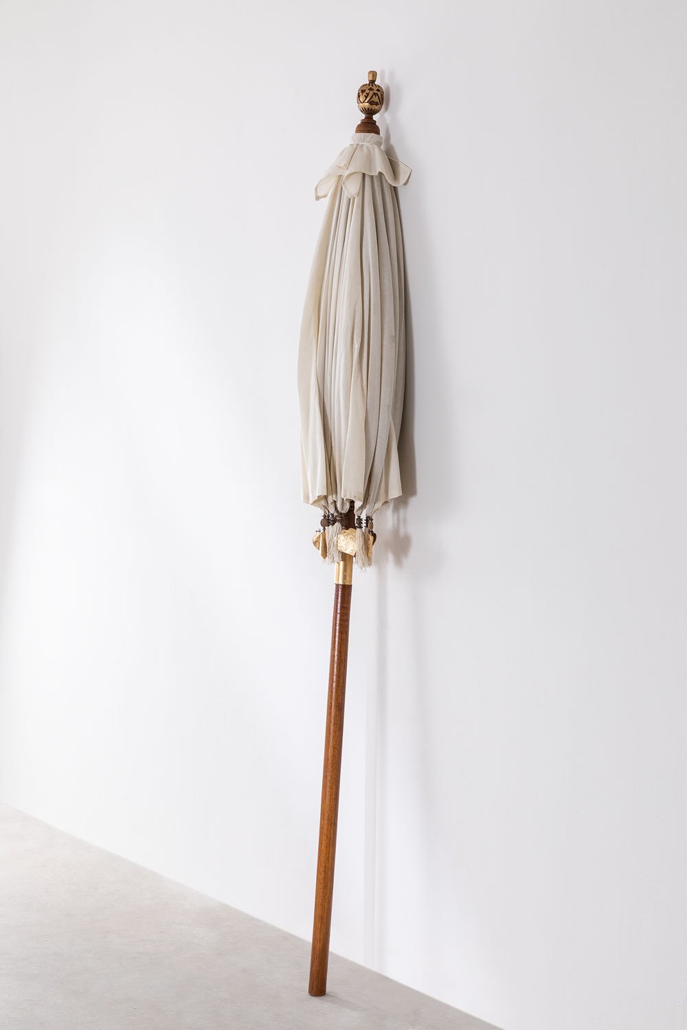 Sombrilla Ø186 cm en tela y madera Manavai  , imagen de galería 3