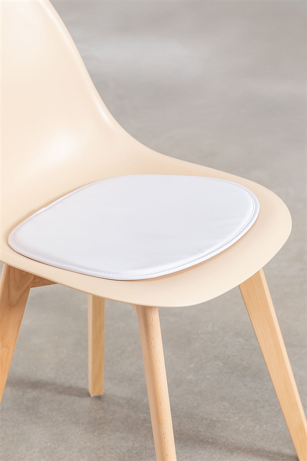 Cojín para Silla Scand en Polipiel , imagen de galería 4