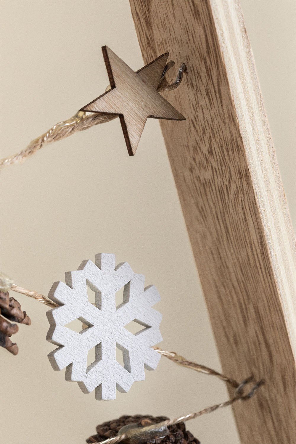 Árbol de Navidad en madera con luces LED Niorb , imagen de galería 4