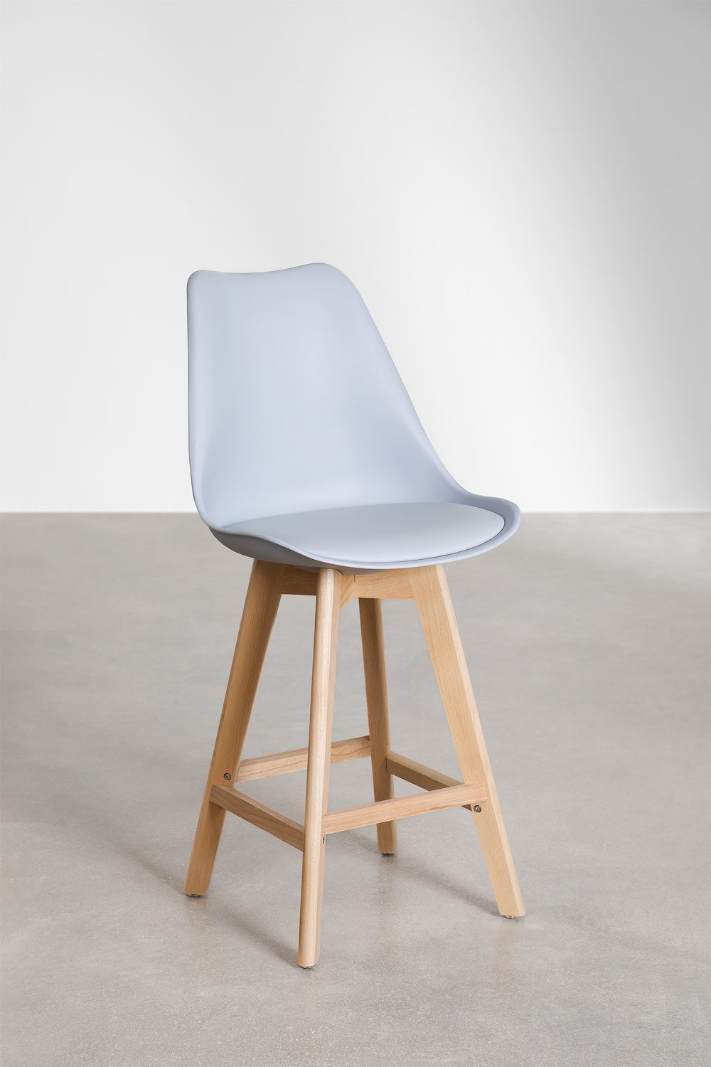 Pack de 4 taburetes altos 65 cm con cojín en polipiel gris delfín Nordic, imagen de galería 1