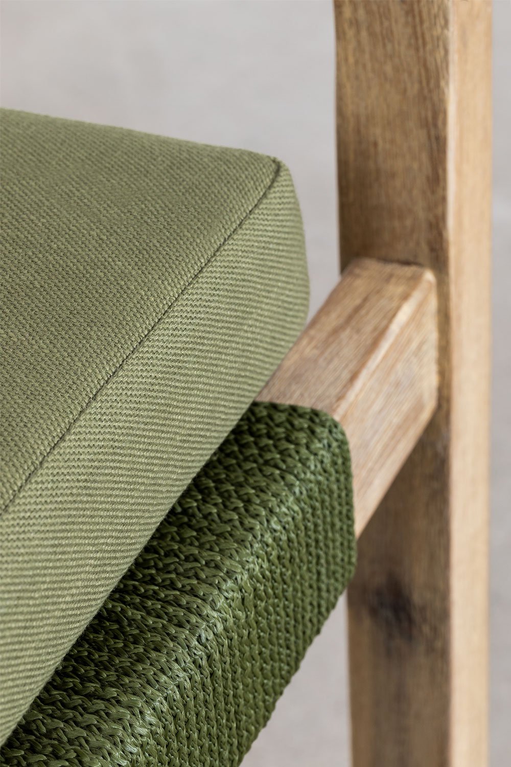 Silla de jardín con reposabrazos en madera de acacia Dubai                   , imagen de galería 7