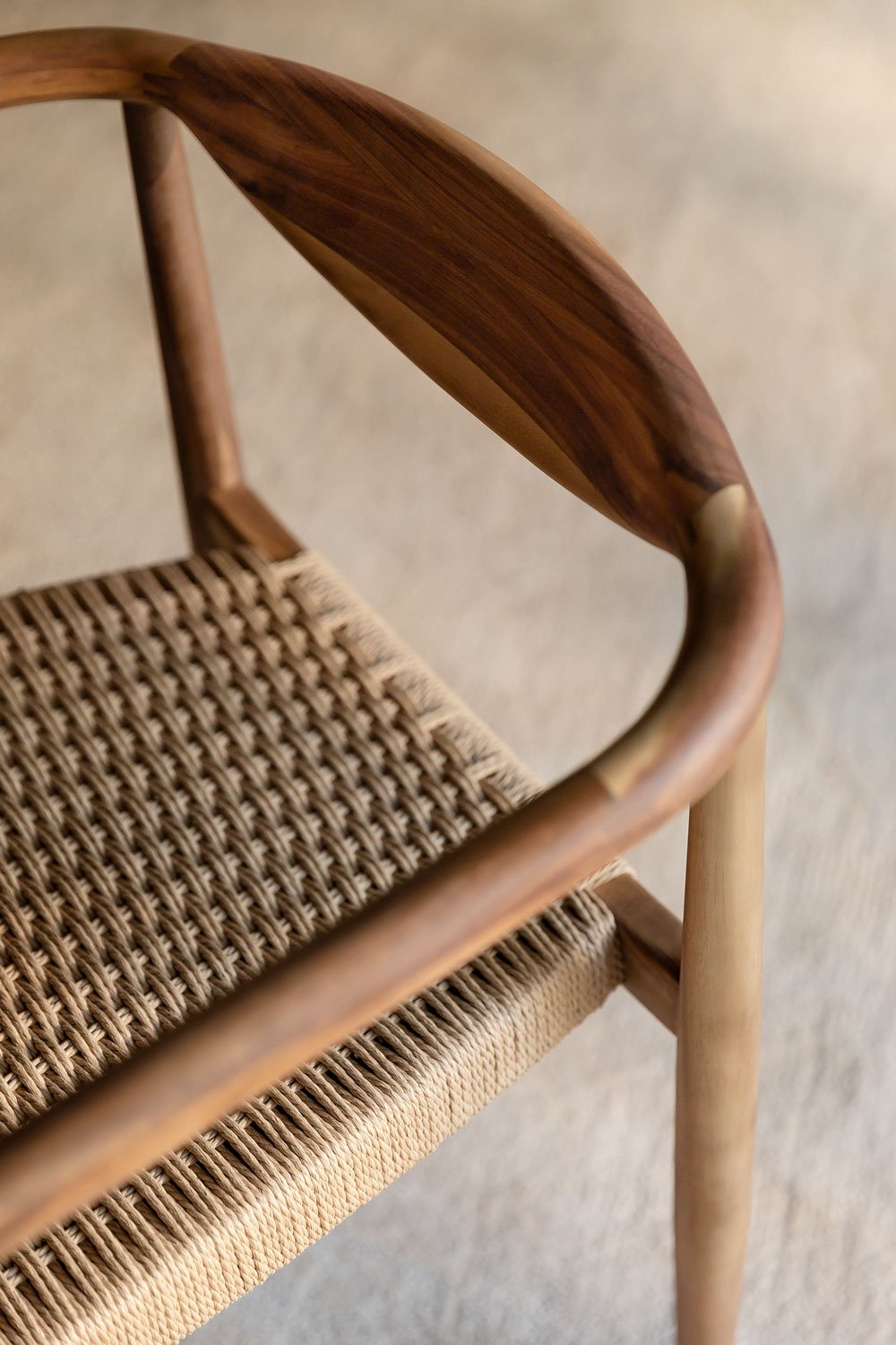 Silla de Comedor en Madera de Acacia Mallory        , imagen de galería 2