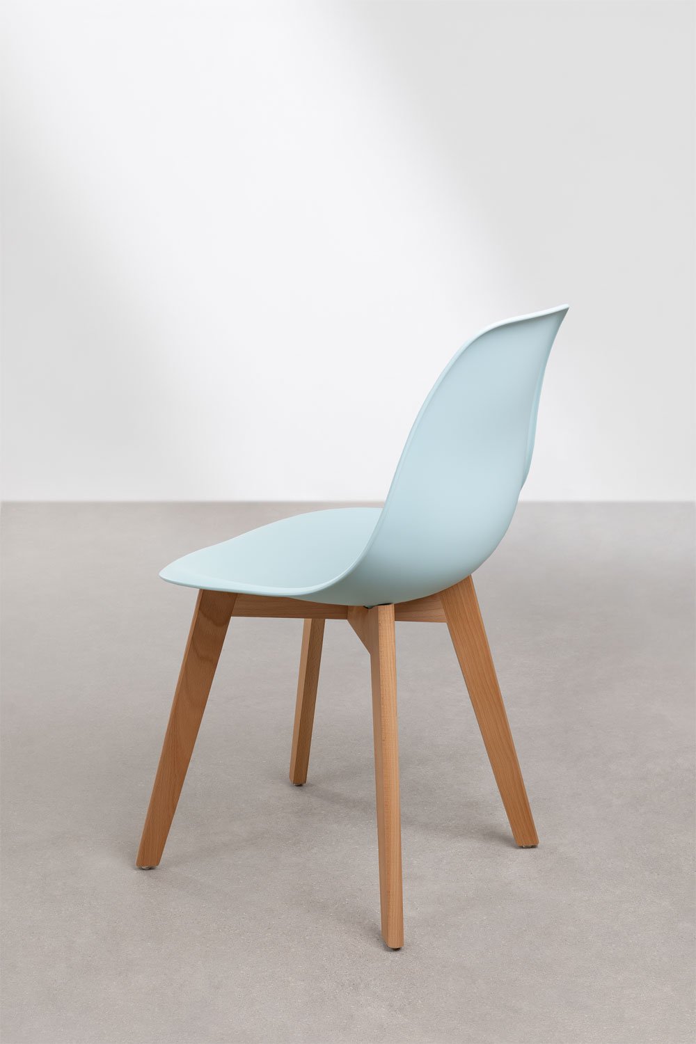 Silla de comedor en polipropileno y madera de haya Scand Nordic, imagen de galer&iacute;a 5