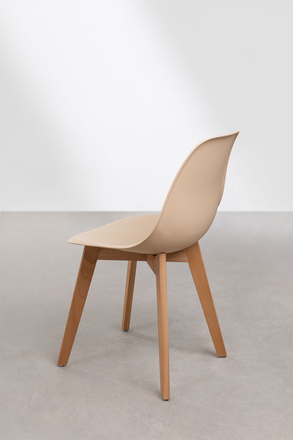 Silla de comedor en polipropileno y madera de haya Scand Nordic, imagen de galería 5