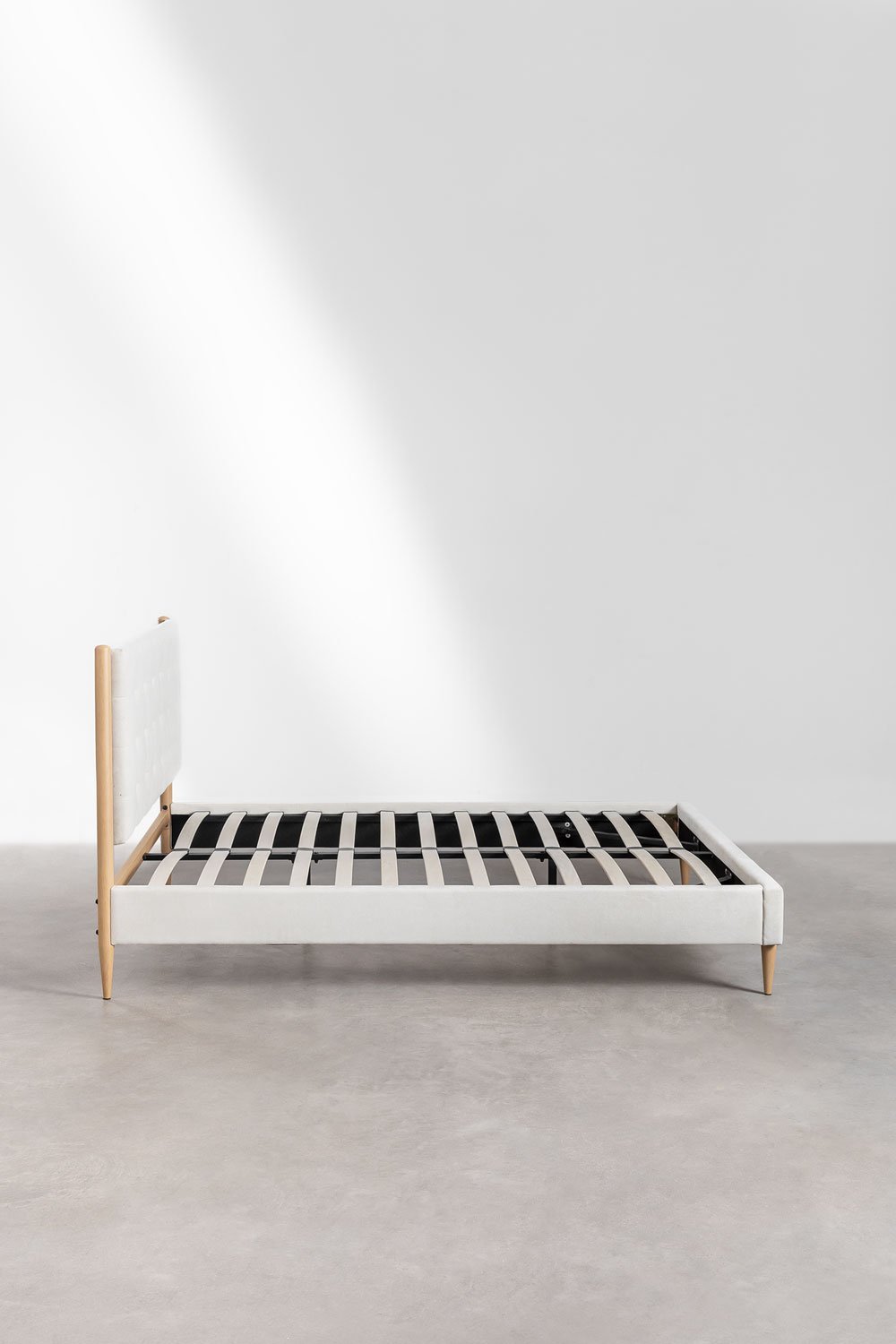 Cama tapizada Samira    , imagen de galería 3