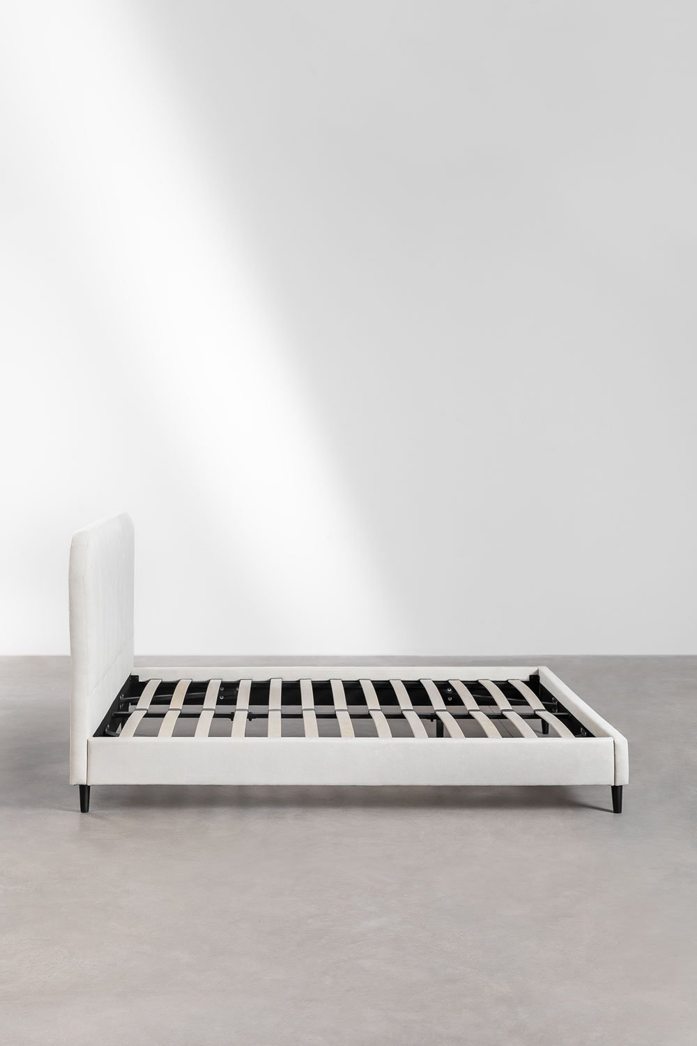 Cama tapizada para colchón 160x200cm blanco roto Maialen, imagen de galería 3