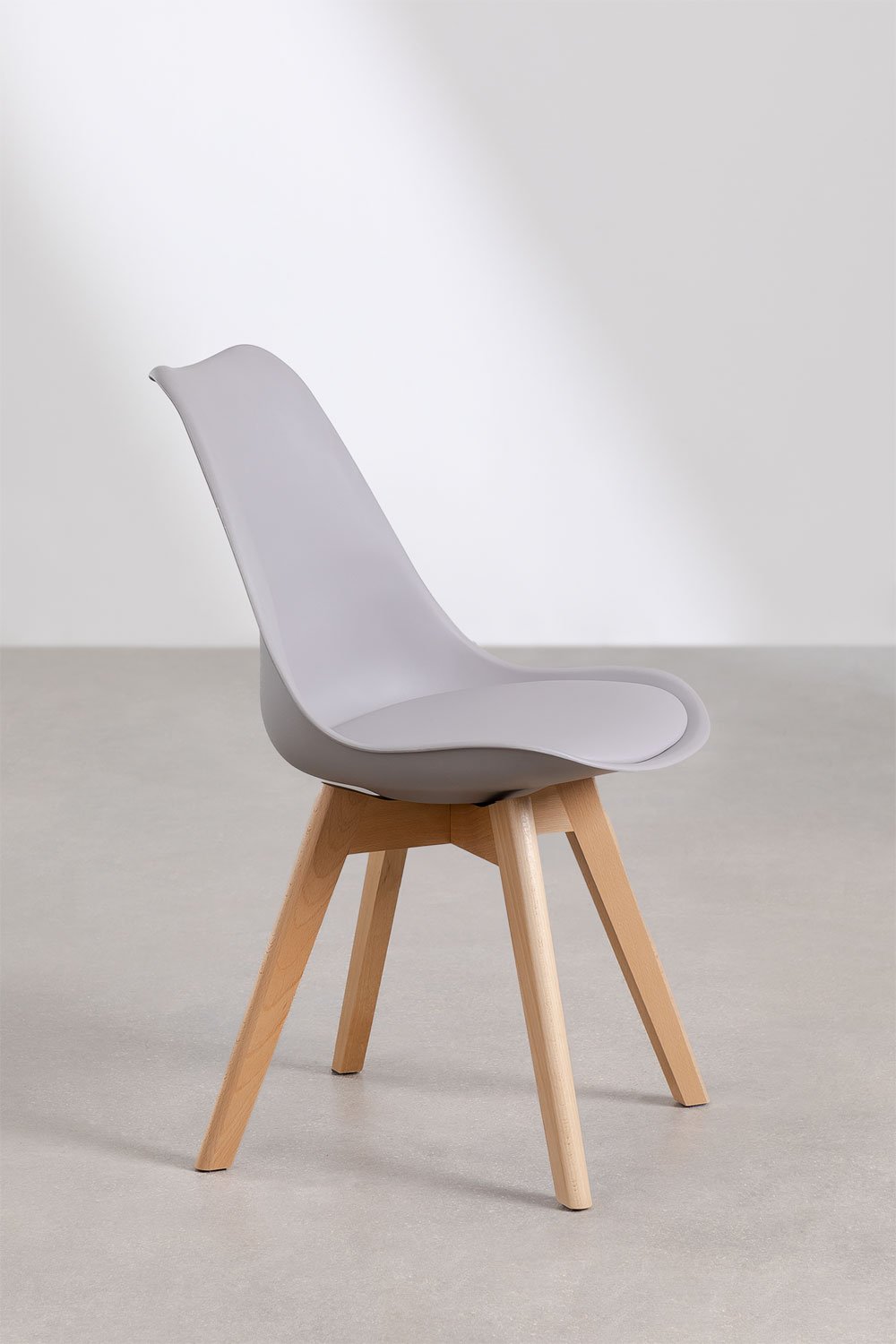 Silla de comedor en polipropileno y madera de haya Nordic , imagen de galería 3