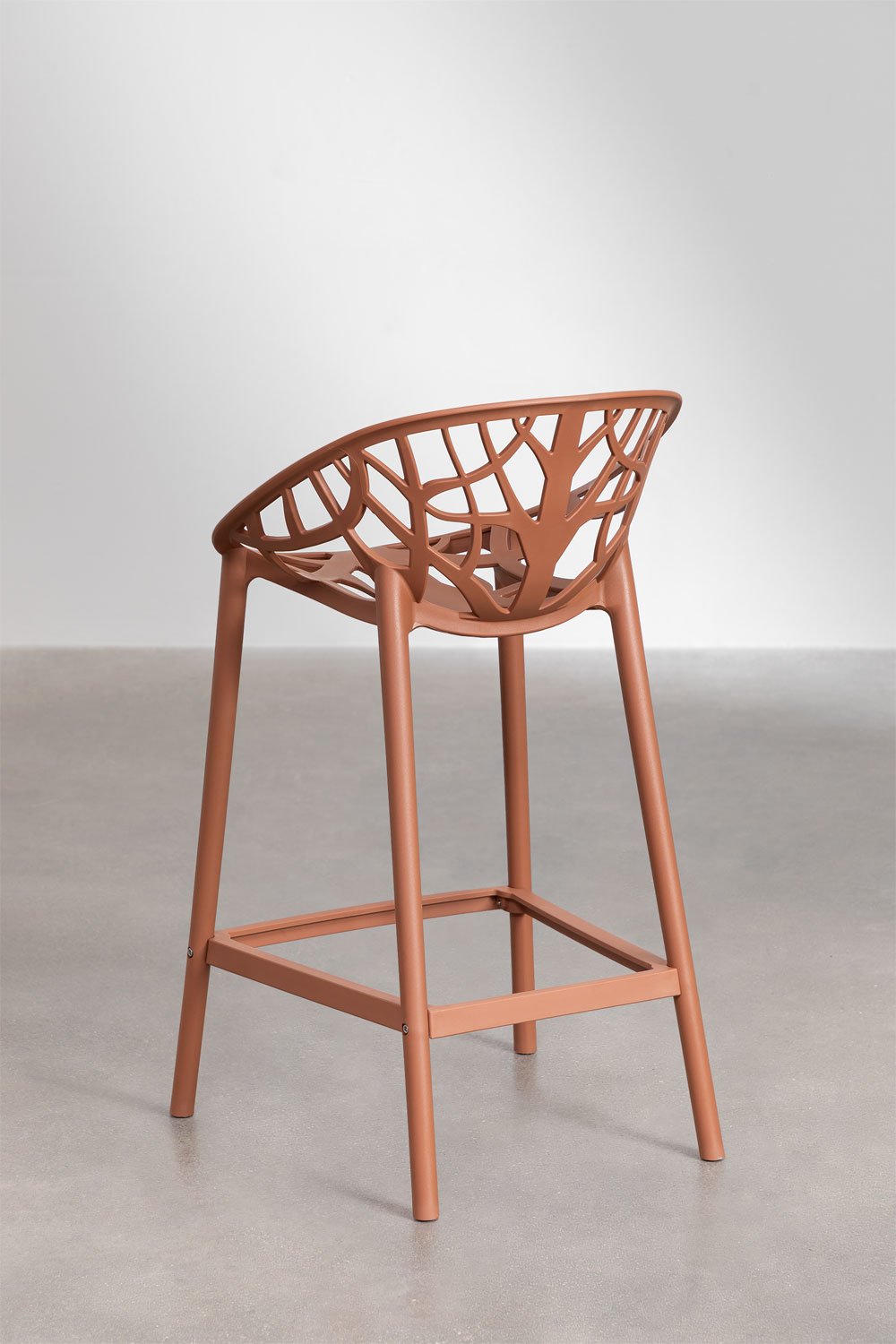 Taburete alto de jardín 65 cm en polipropileno color óxido Ores, imagen de galería 5