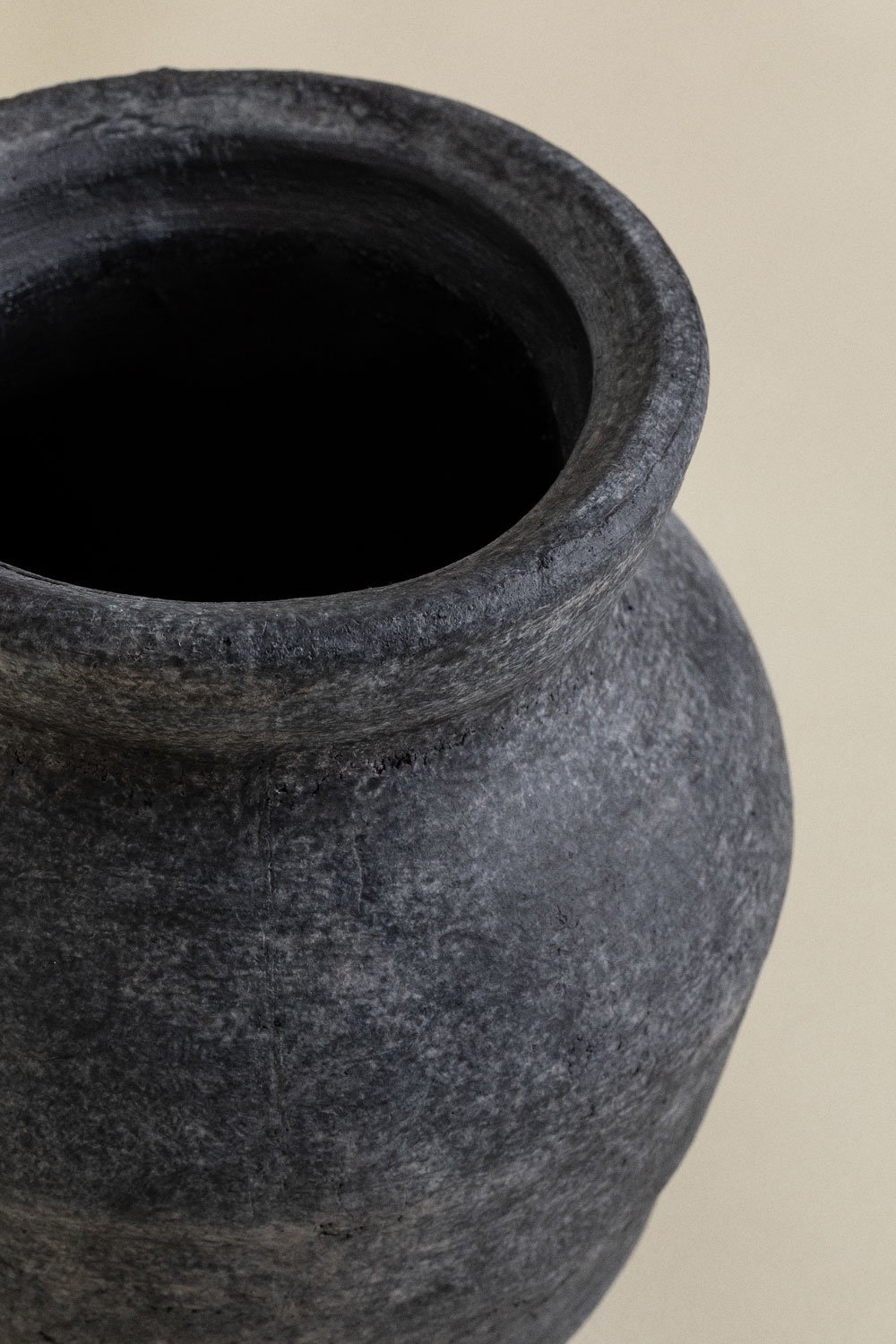 Jarrón decorativo en terracota Asmeret    , imagen de galería 3