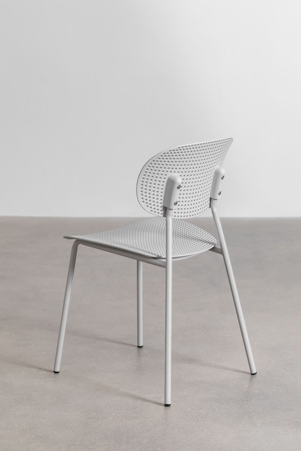 Silla de jardín en polipropileno y hierro Tupah, imagen de galería 4