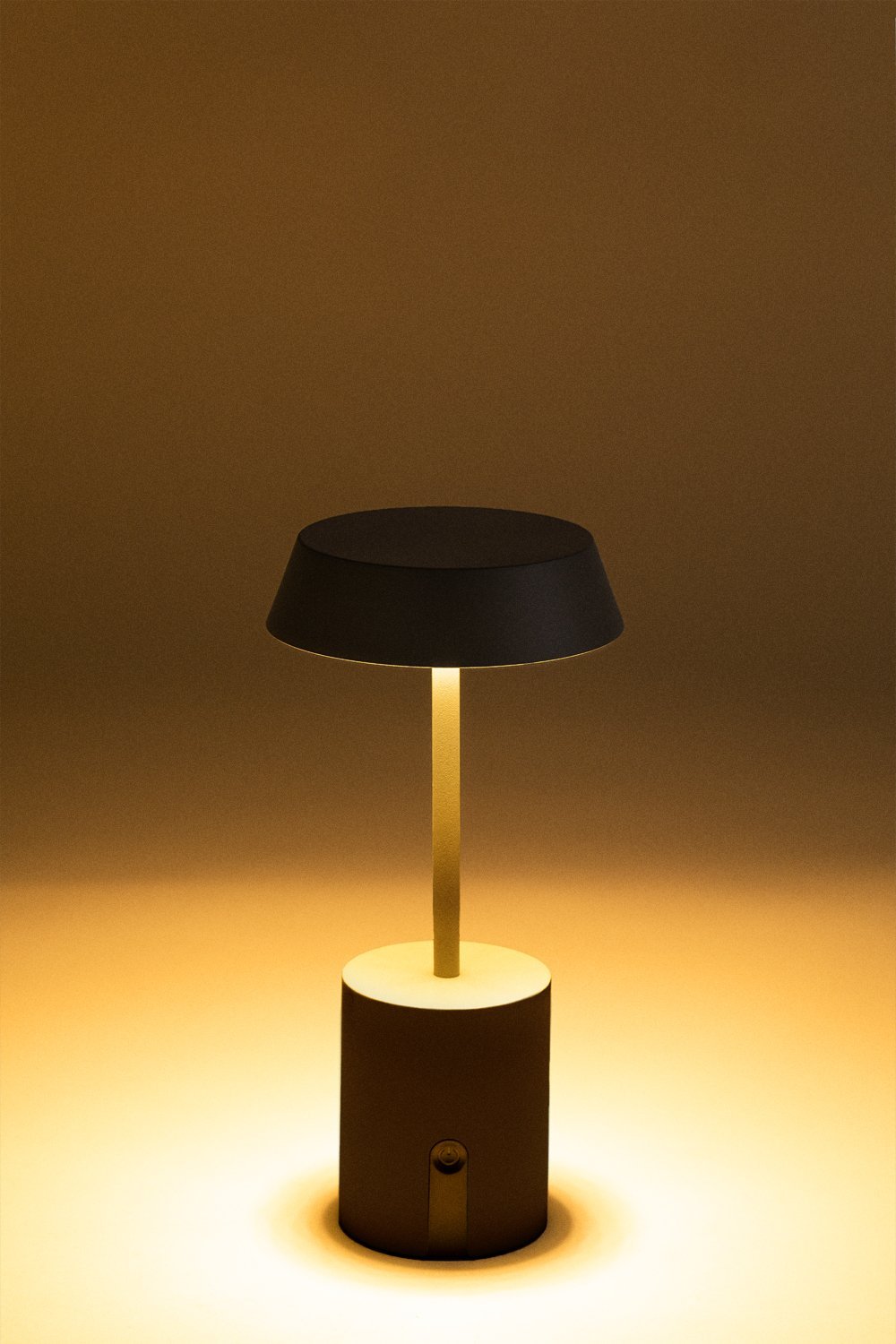 Lámpara de mesa LED inalámbrica Uliana  , imagen de galería 2