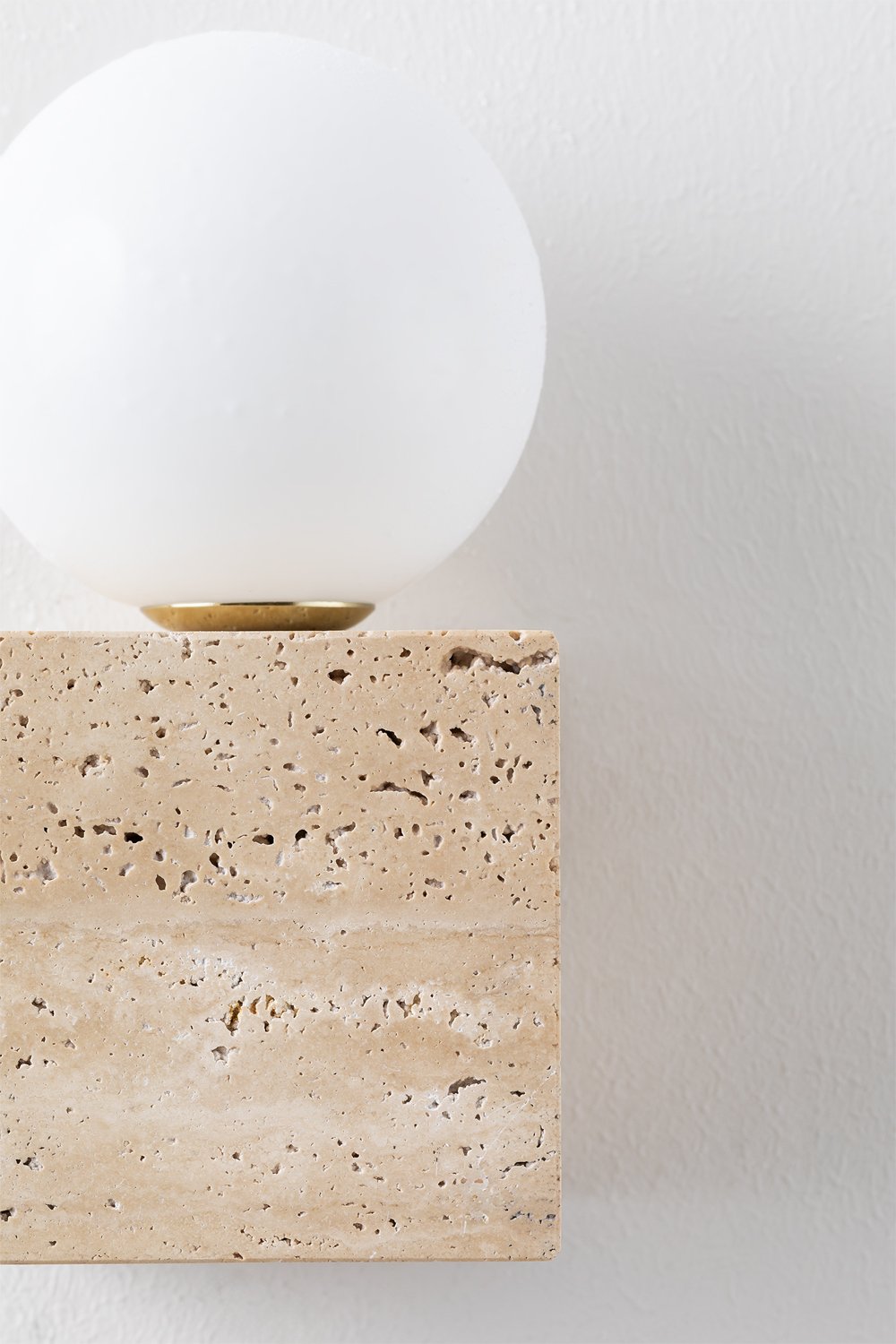 Aplique de pared cuadrado en travertino con bola de cristal Davise , imagen de galería 4