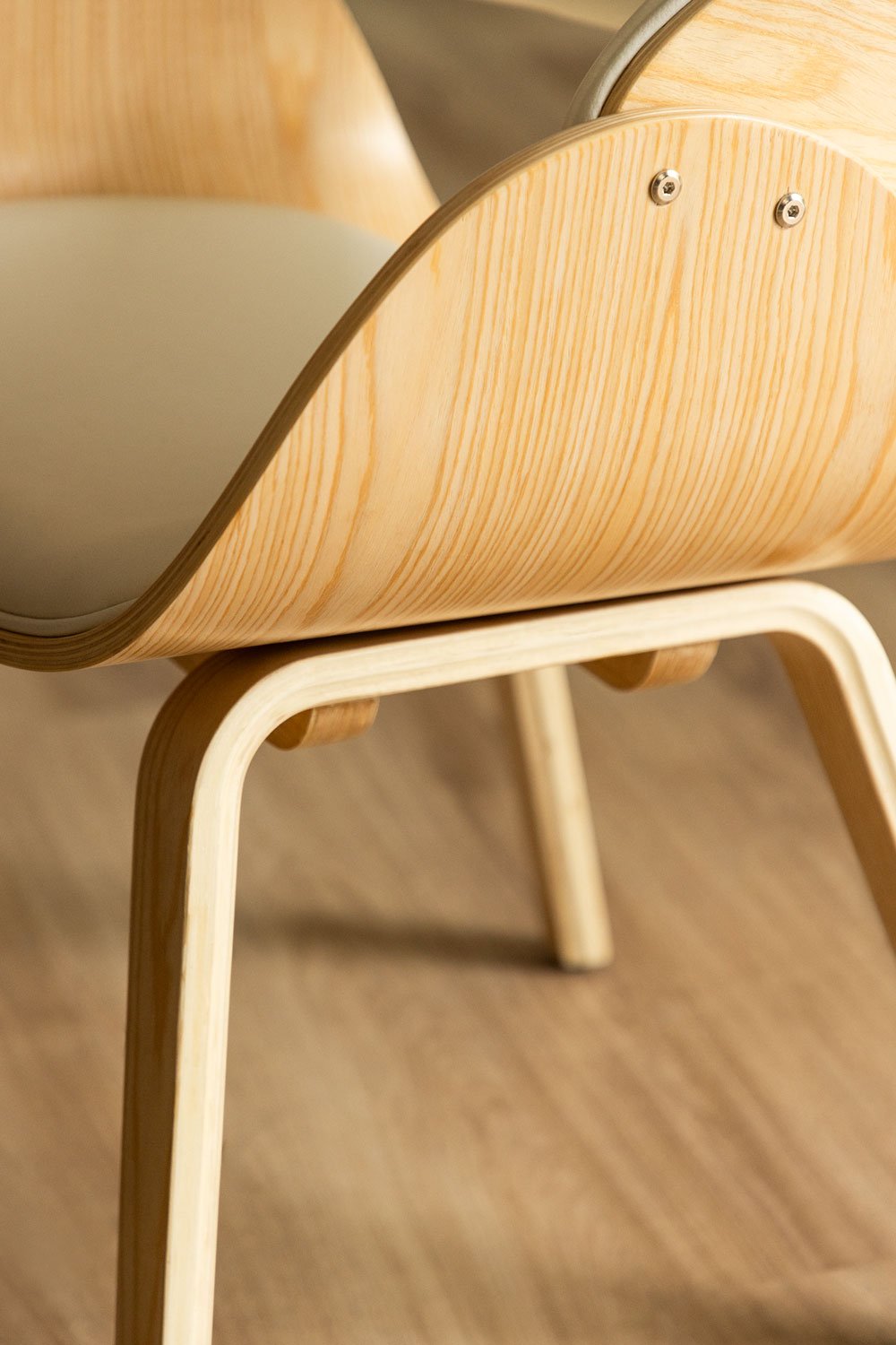 Silla de Comedor en Madera y Polipiel Lorete               , imagen de galería 2