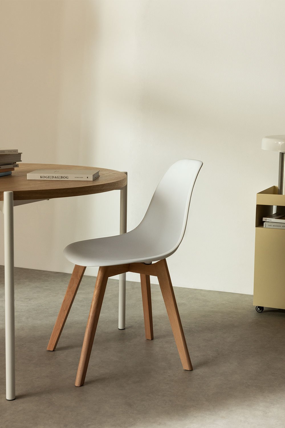 Pack de 4 sillas de comedor en polipropileno y madera de haya Scand Nordic , imagen de galería 8