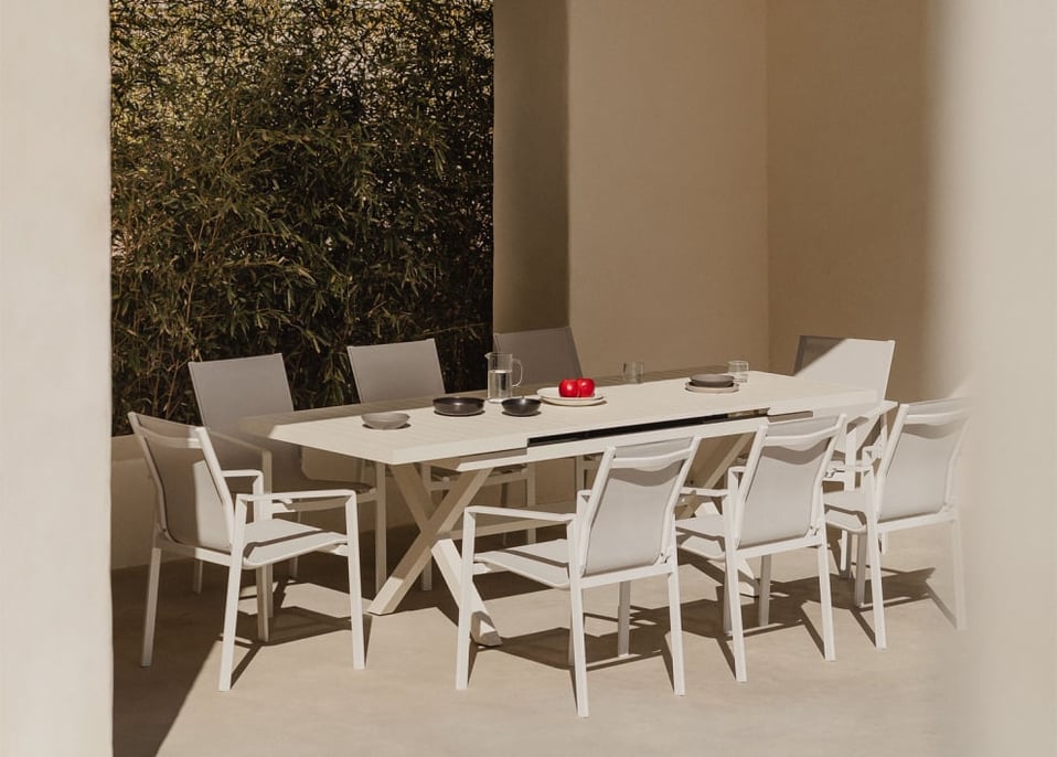 Set de Mesa de Jardín Extensible Rectangular en Aluminio (180-240x90 cm) Karena y 8 Sillas de Jardín Eika