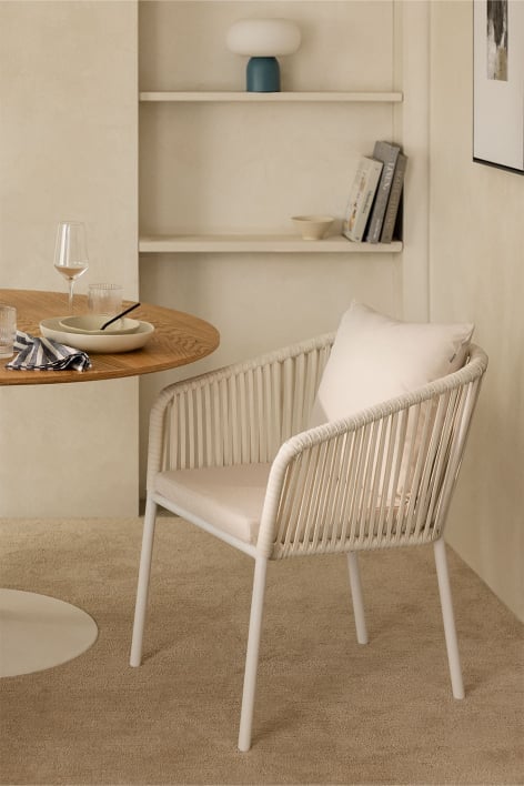 Silla de comedor con reposabrazos en aluminio y cuerda trenzada Arhiza Classic