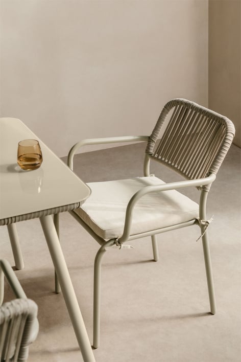 Silla de comedor apilable con reposabrazos en aluminio y cuerda trenzada Arhiza