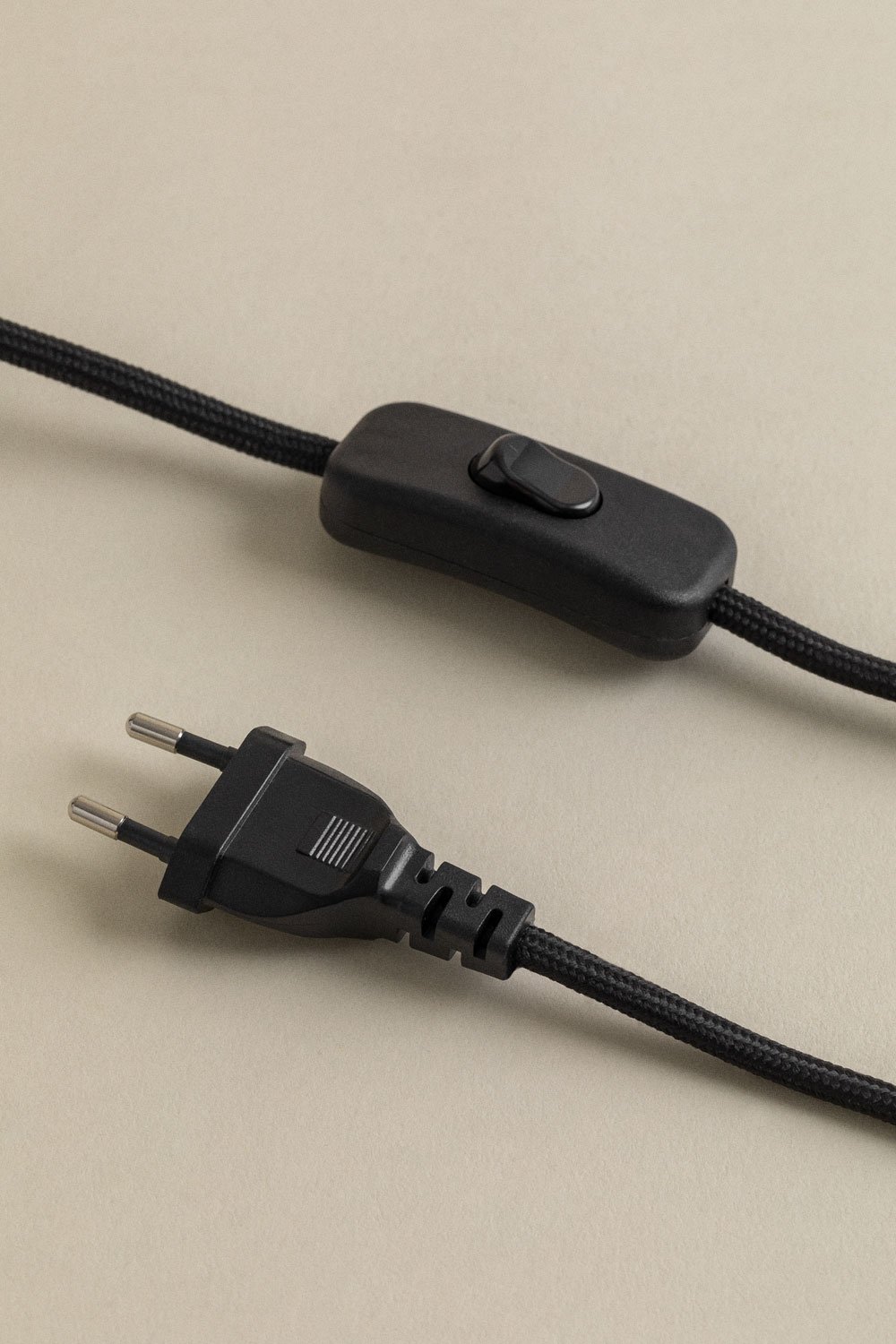 Lámpara de mesa en hierro Jaliya, imagen de galer&iacute;a 5