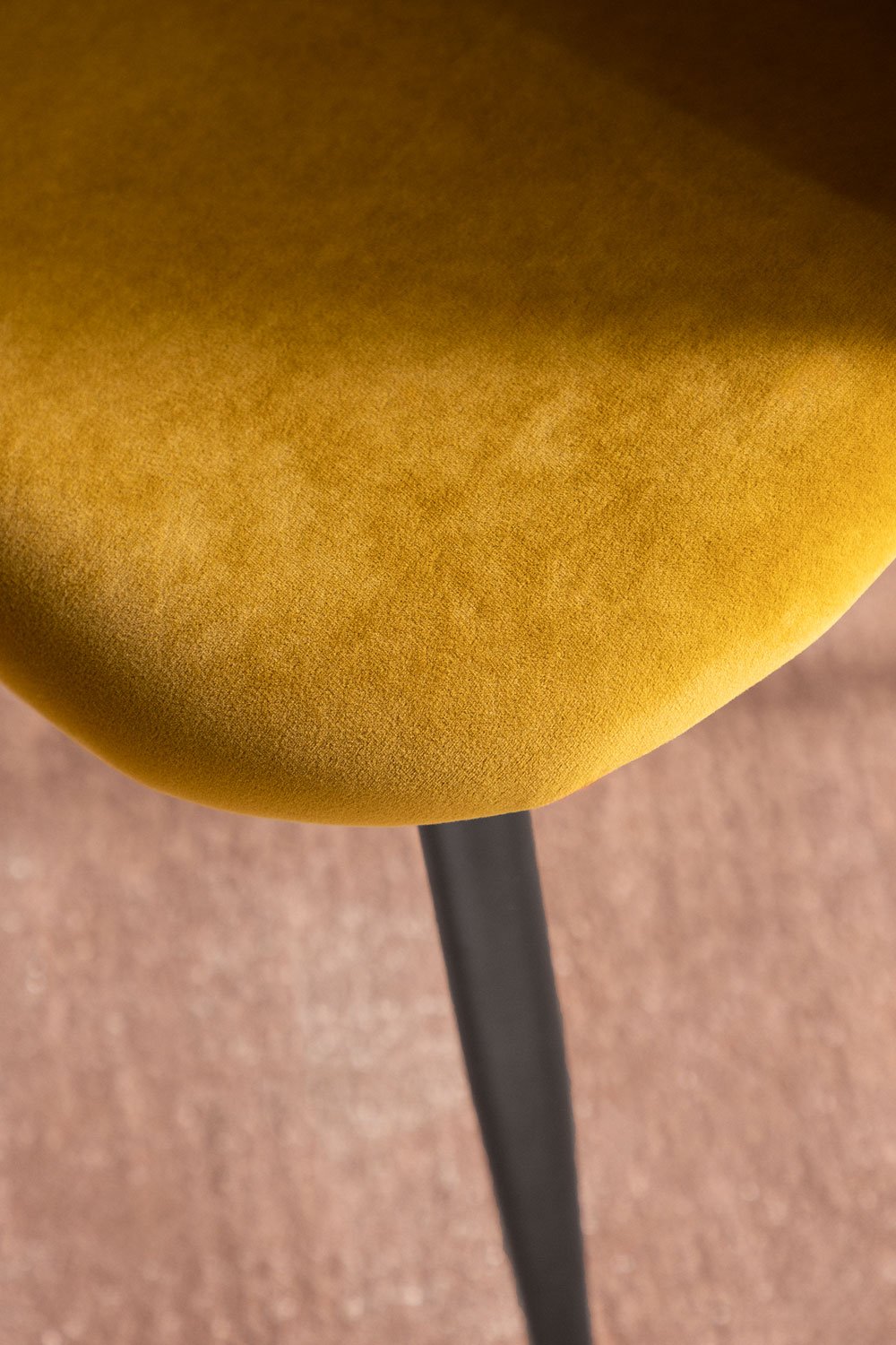 Pack de 4 Sillas de Comedor en Terciopelo Kana   , imagen de galería 2